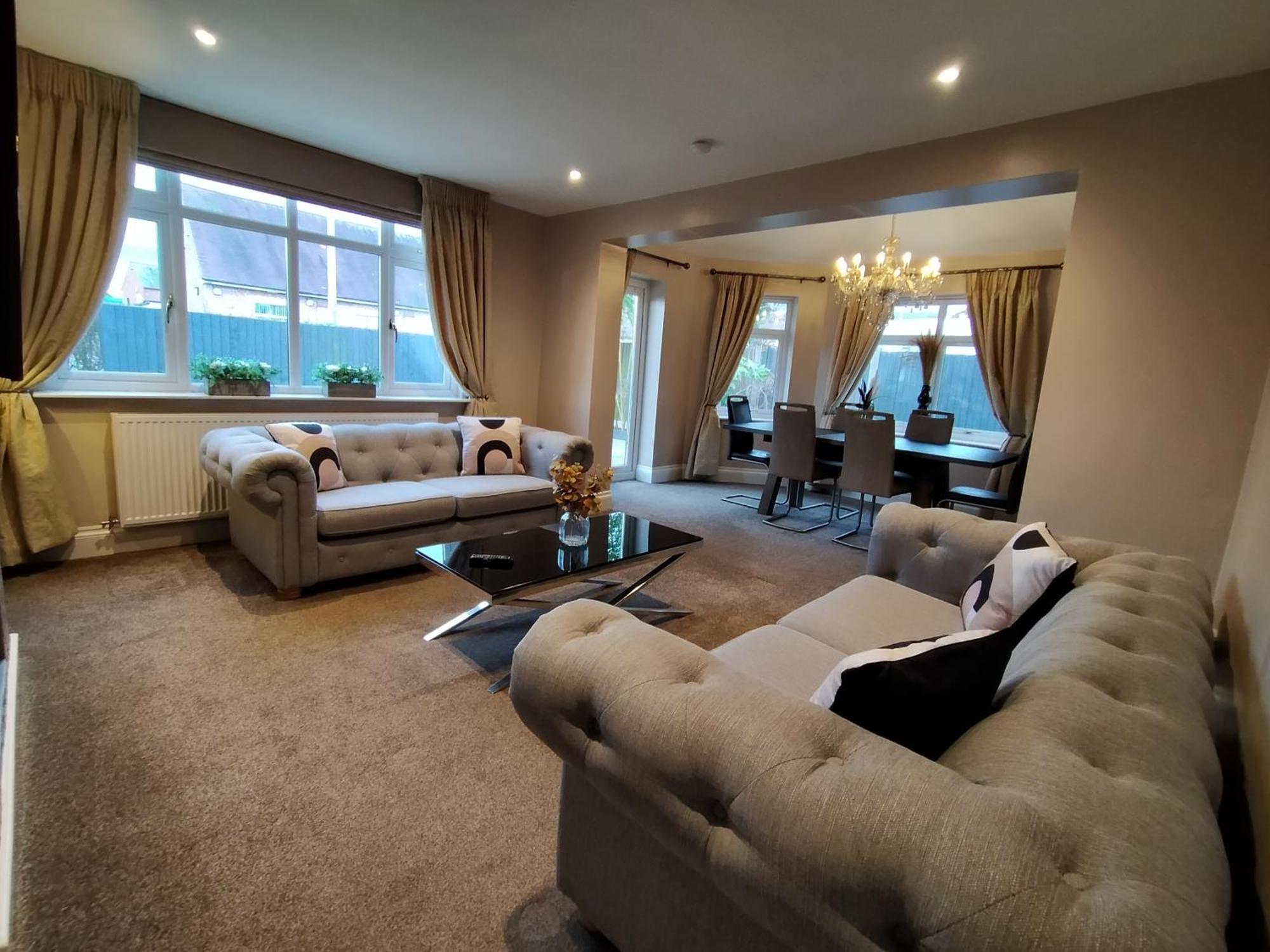 Sirius House - Sleeps 7, Driveway, Garden Villa Crewe Eksteriør bilde
